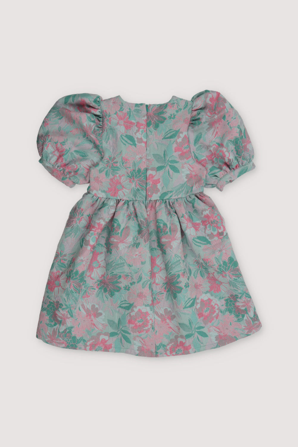 Artemisa Dress, our bestseller is now available in two colors, jade and hibiscus. Dress with puffed sleeves and a flared skirt.