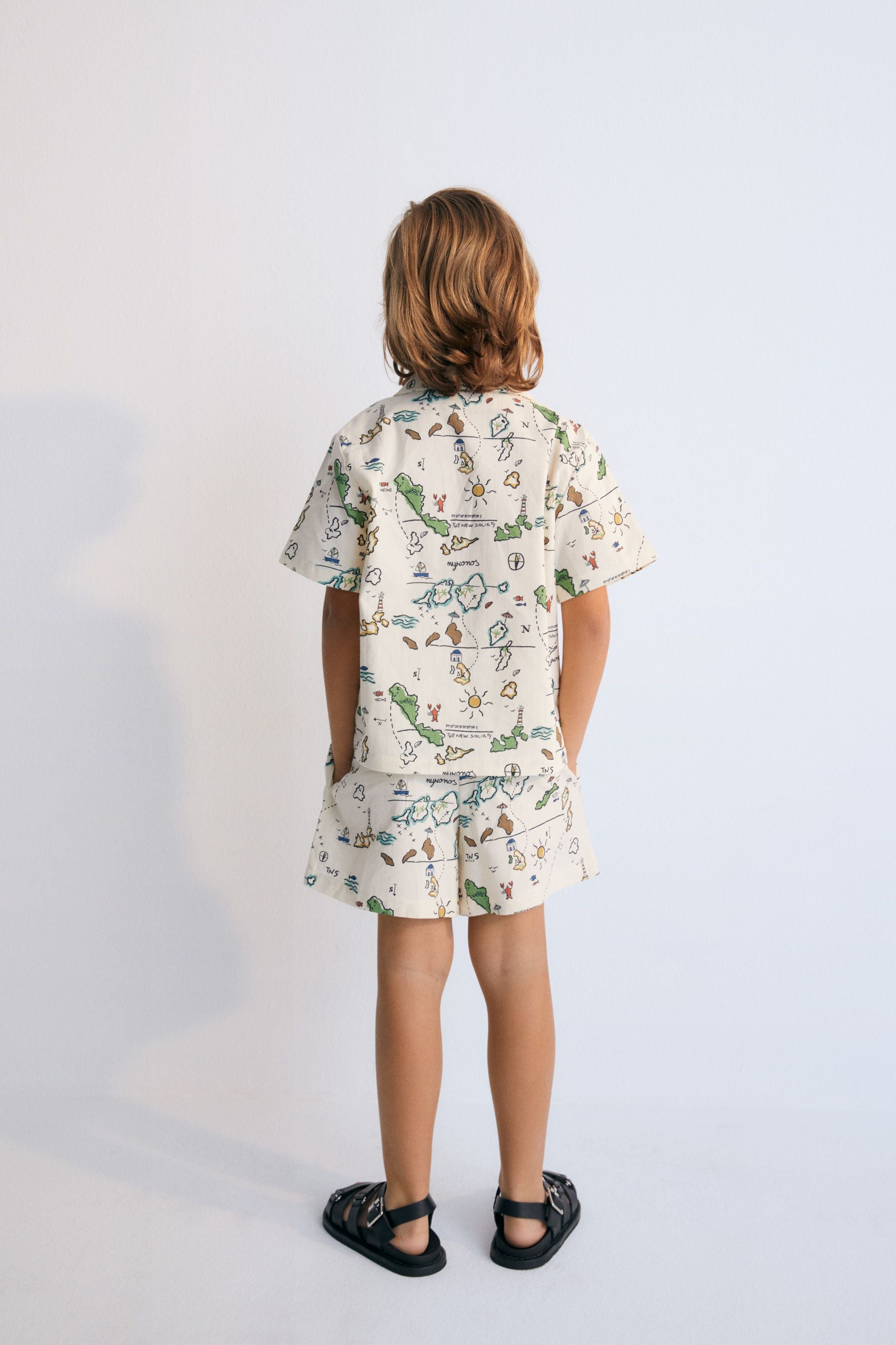 Arkoi Shirt in 100% cotton with our map print and elastic waistband and adjustable drawstring. Spring Summer Collection. The New Society.