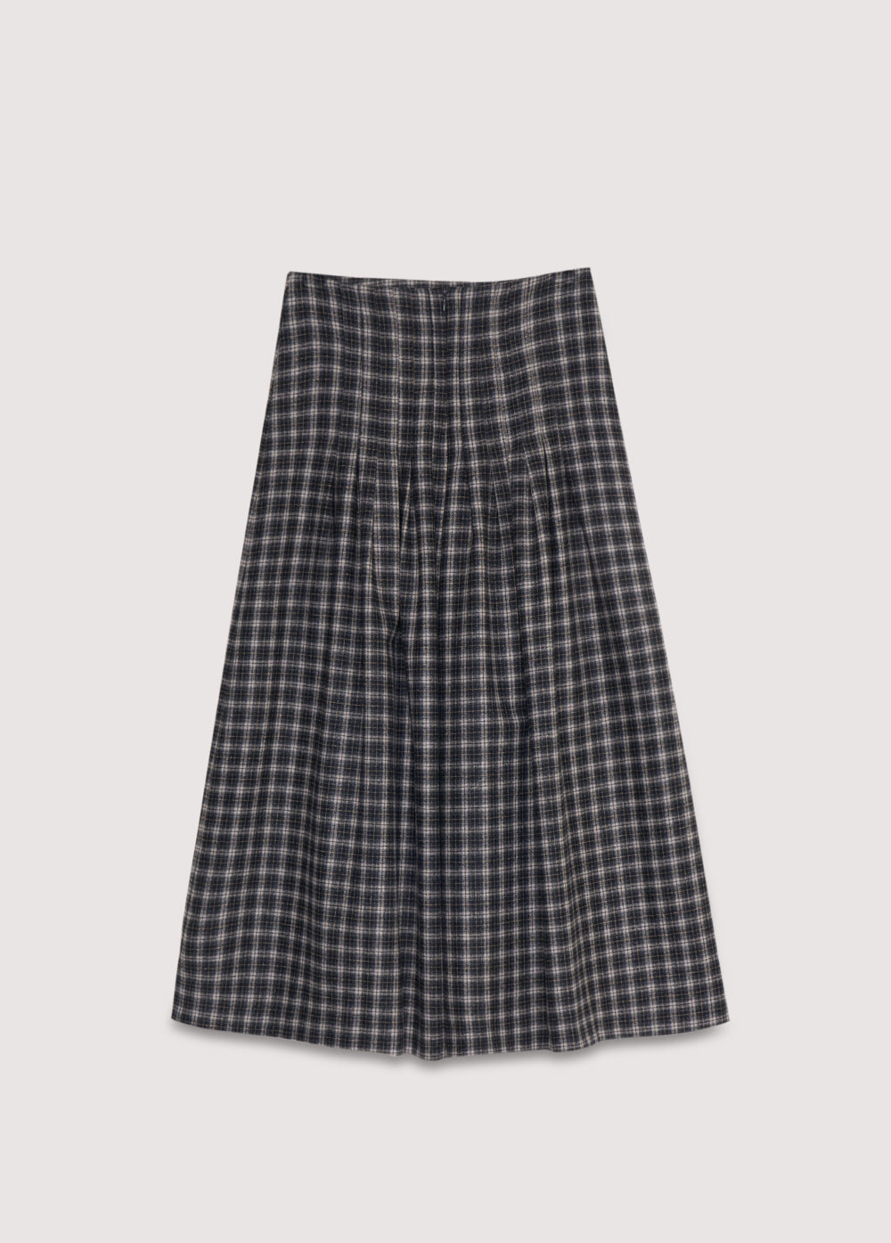 Midi A-line wool plaid skirt with stitched pleat detail on the top. It has a zipper on the side.