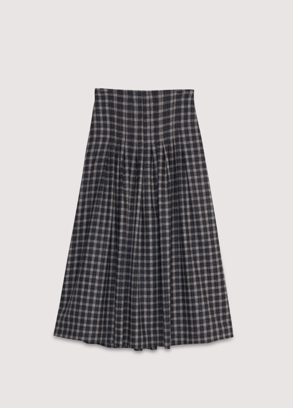 Midi A-line wool plaid skirt with stitched pleat detail on the top. It has a zipper on the side.