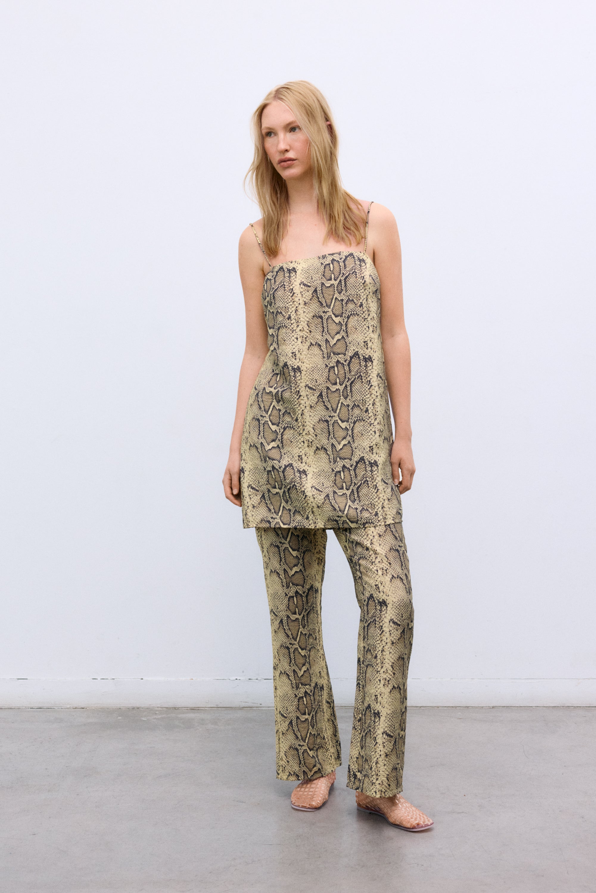 Nettle Woman Top Nettle Print