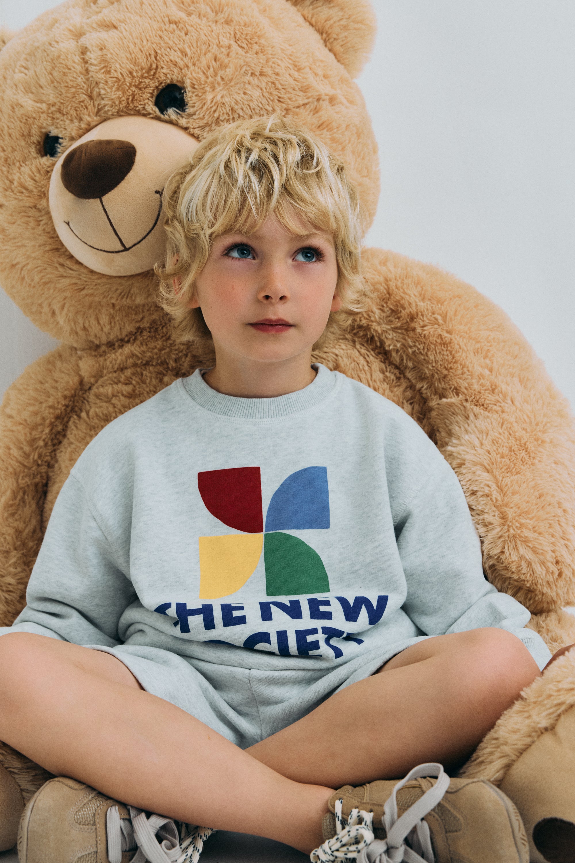 TNS Logo Sweatshirt Light Grey Melange