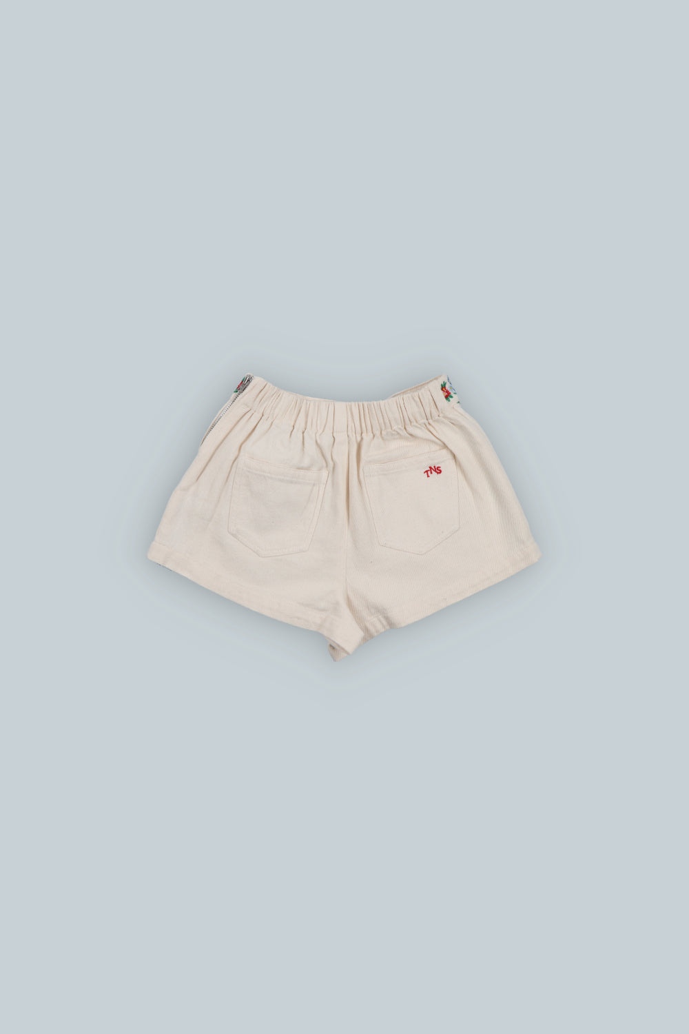 Malva Short Flower Embroidery Natural Denim_Sampling