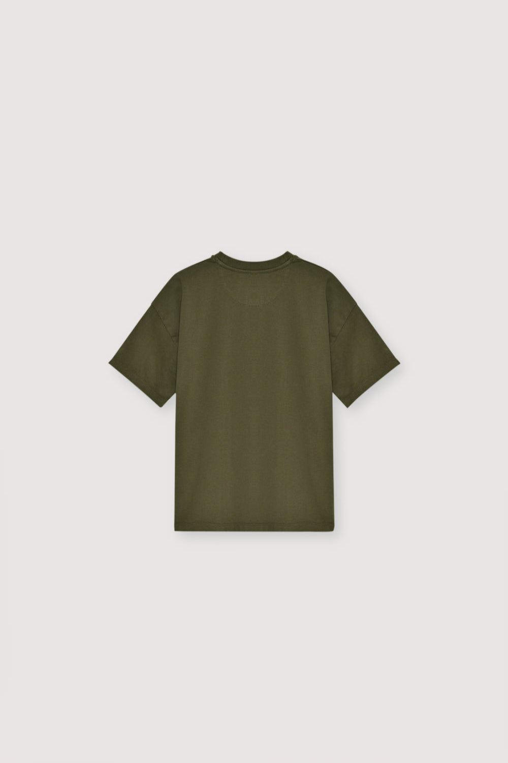 T-shirt with a contrasting "The New Society" logo. Brushed on the inside and outside. Comes with a matching sweatshirt and joggers to create a complete look.