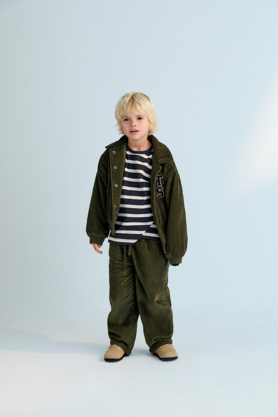 Classic corduroy pants in Hidden Forest Green, designed with a straight-leg fit for everyday comfort and versatility.