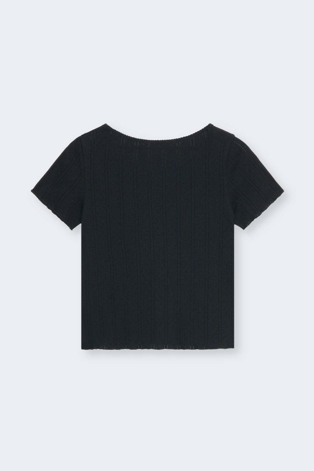 Tee in fine, soft jersey with a beautiful openwork design. Features a round neckline with a delicate finish.