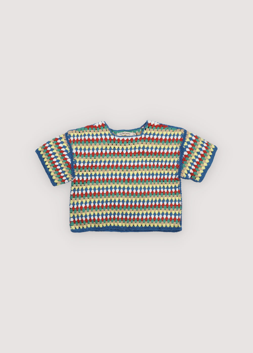 Crochet shorts with colorful stripes and ribbed elastic waistband. It comes with a jumper and a bucket hat to create a total look. Spring Summer Collecton. The New Society.