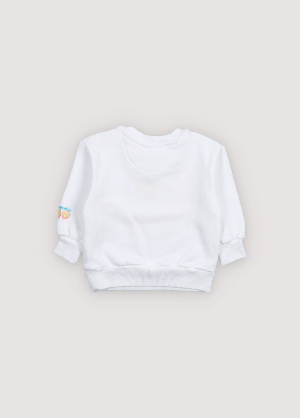 SMILEYWORLD sweatshirt with a colorful print on the front and a patch in the same colors on the sleeve. It has snaps in tone on shoulder Spring Summer Collection. The New Scoiety.