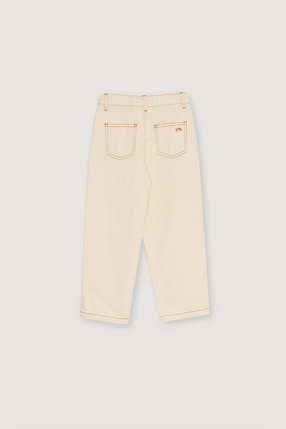 This essential denim style in ecru is designed with front pockets accented by subtle topstitching and branded embroidery on the back pocket