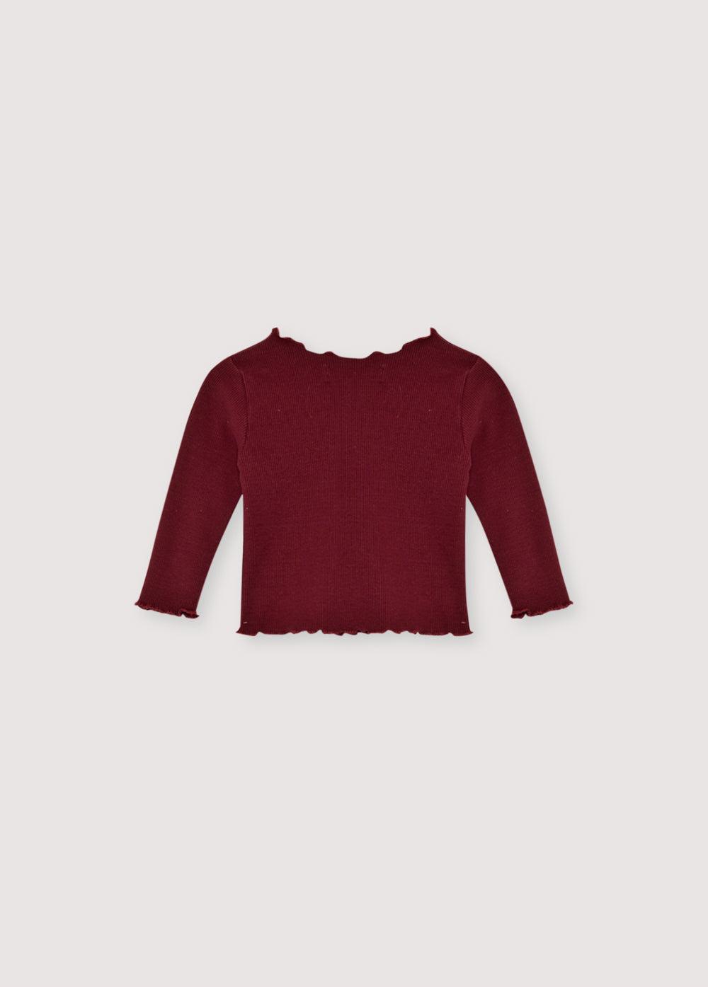 Our classic ribbed t-shirt with tone-on-tone baby overlock finishes. Pair with the matching leggings to complete the total look. It has a logo embroidery on chest.