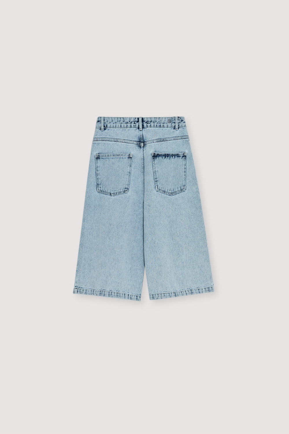 Bleach-wash denim bermuda designed with double front pleats for a structured yet relaxed silhouette.