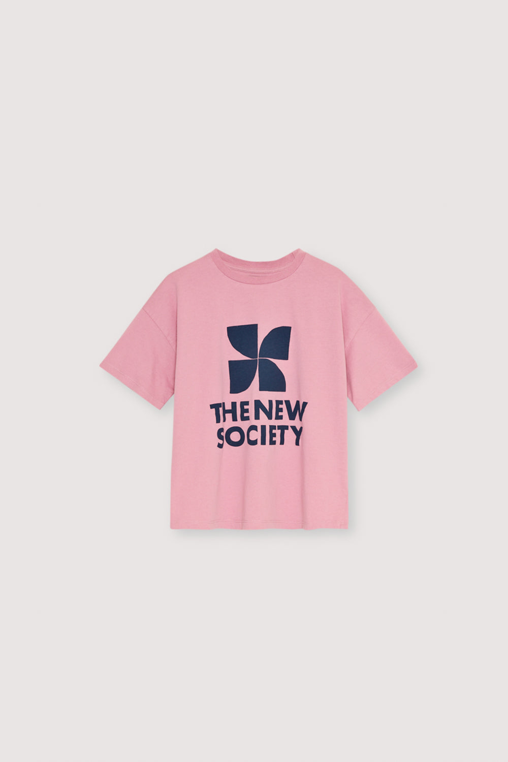 A fresh take on a timeless staple. This classic cotton T-shirt in Dream Blush features a contrasting front print that adds subtle character to a clean silhouette.