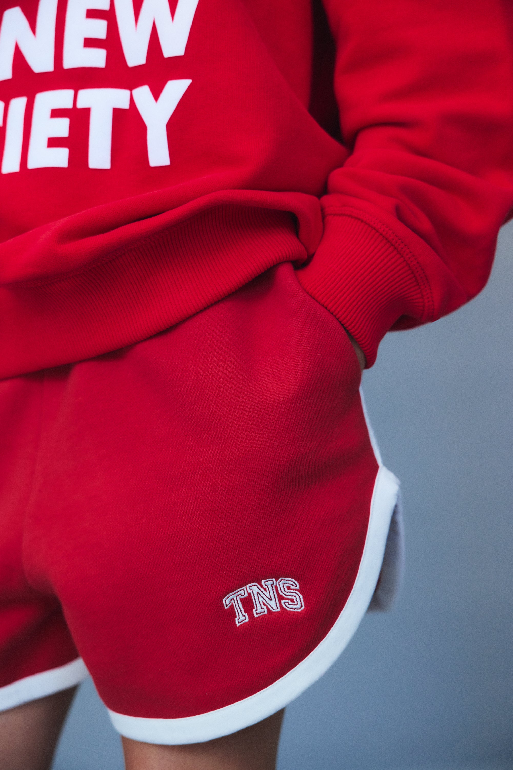 Our best selling logo sweatshirt, crafted from soft cotton fleece for a cozy, comfortable feel.