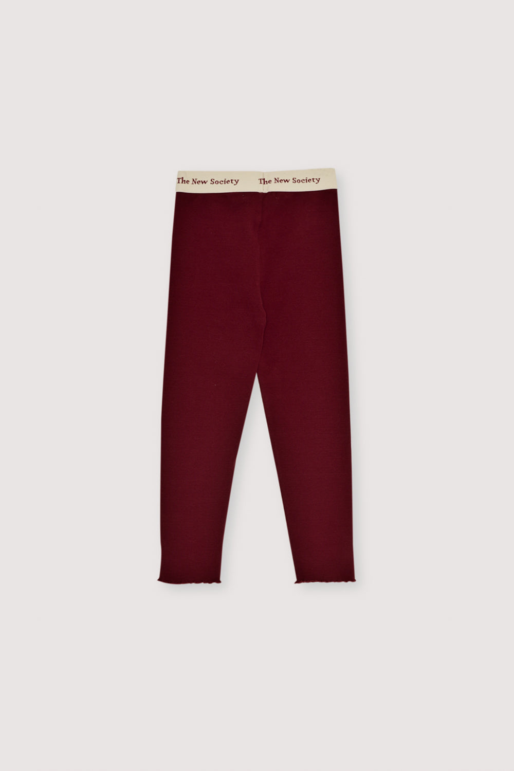 These classic ribbed leggings in Plum Fantasy are designed for comfort and everyday wear. Featuring a soft, stretch fit and a bold elastic waistband with logo detail, they offer both style and ease of movement