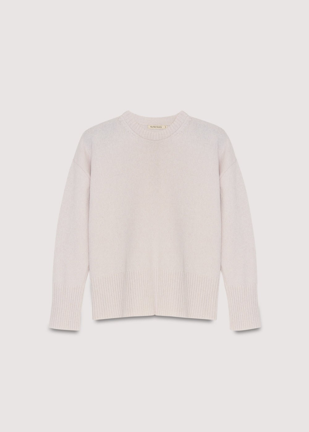 Kaschmirpullover mit Rundhalsausschnitt und breiten Rippbündchen an Bündchen und Saum. Es verfügt über Seitenschlitze.