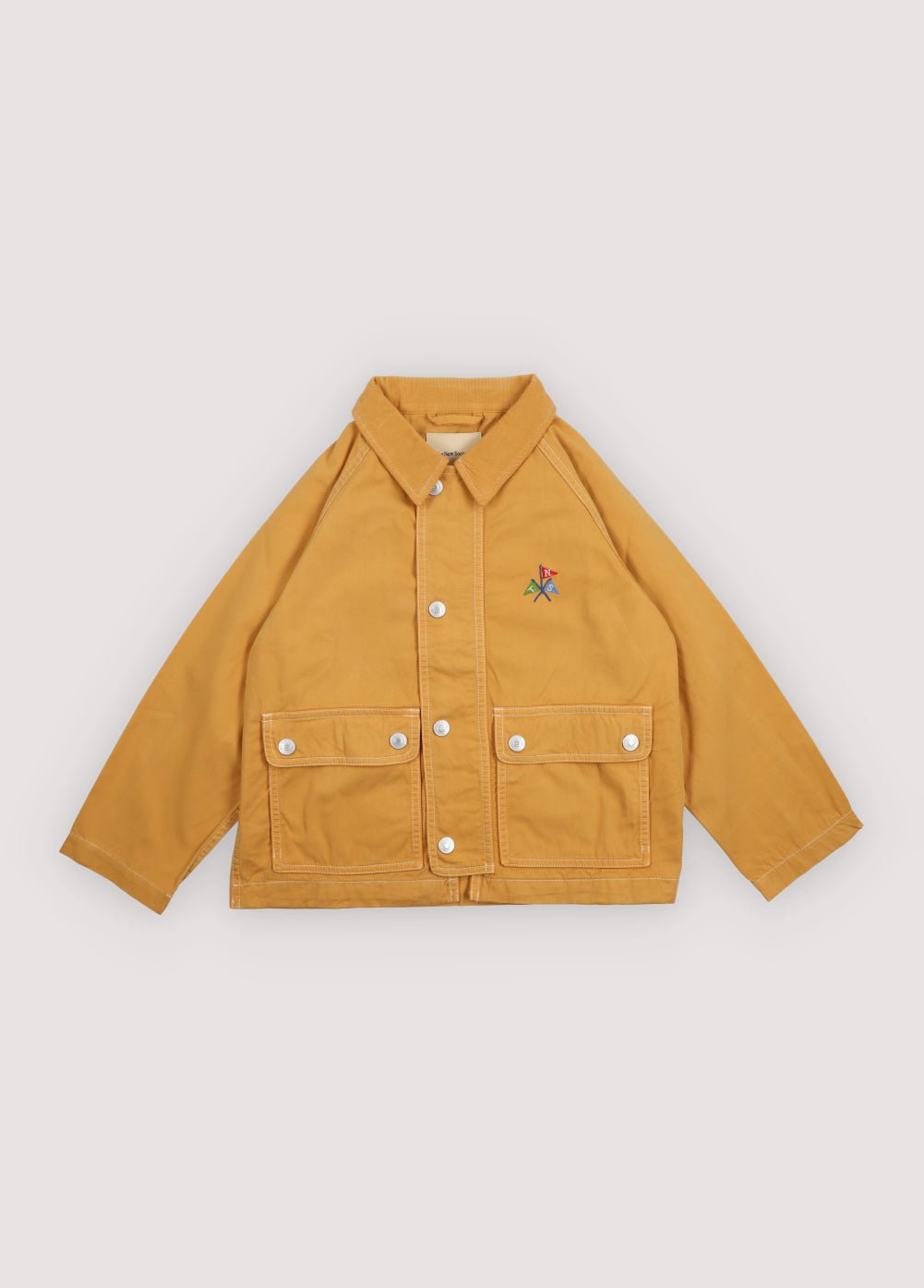 Veste en toile robuste avec poches cousues et col en velours côtelé doux.