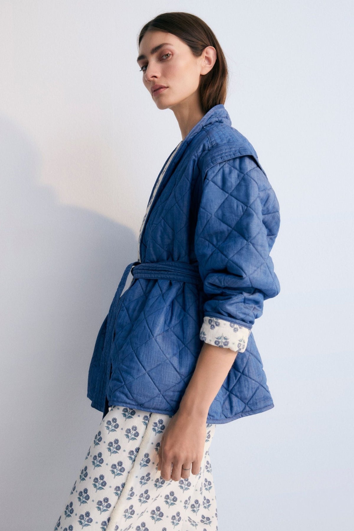 Eleni Woman Jacket, our bestseller jacket, now in 100% linen fabric with our hyacinth print and 100% lyocell denim. Spring Summer Collection. The New Society.