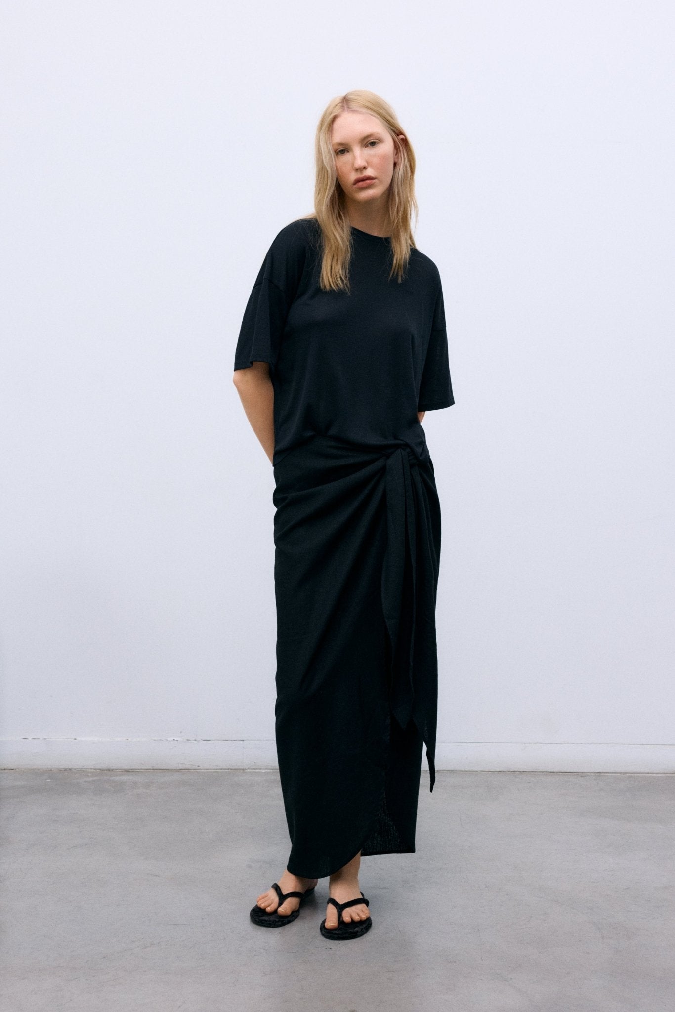 Melissa Woman Wrap Skirt