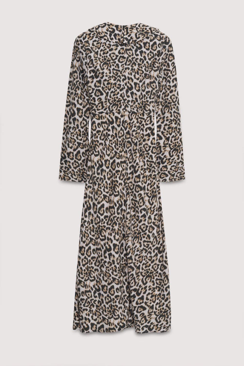 Cette robe longue ornée de notre imprimé léopard Nelia emblématique présente un décolleté en V flatteur, de délicats volants et une fermeture à nouer sur le devant. The New Society. Collection Femme AW.