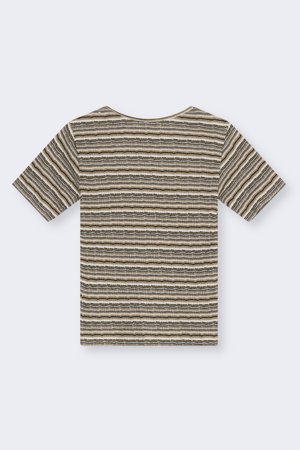 Made from 100% cotton in Portugal, this women’s T-shirt features a fitted, ribbed (canale) design with classic stripes for a timeless, flattering look.