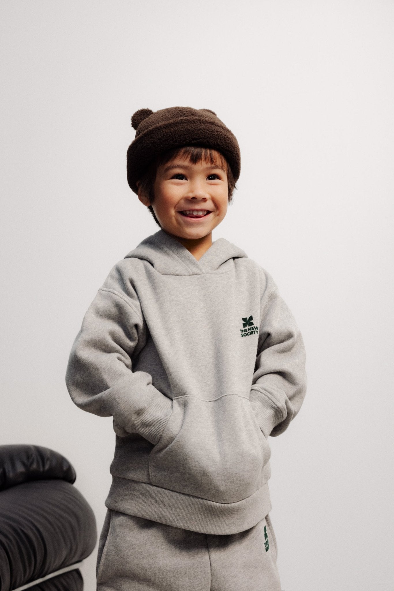TNS Logo Hoodie Mittelgrau Melange