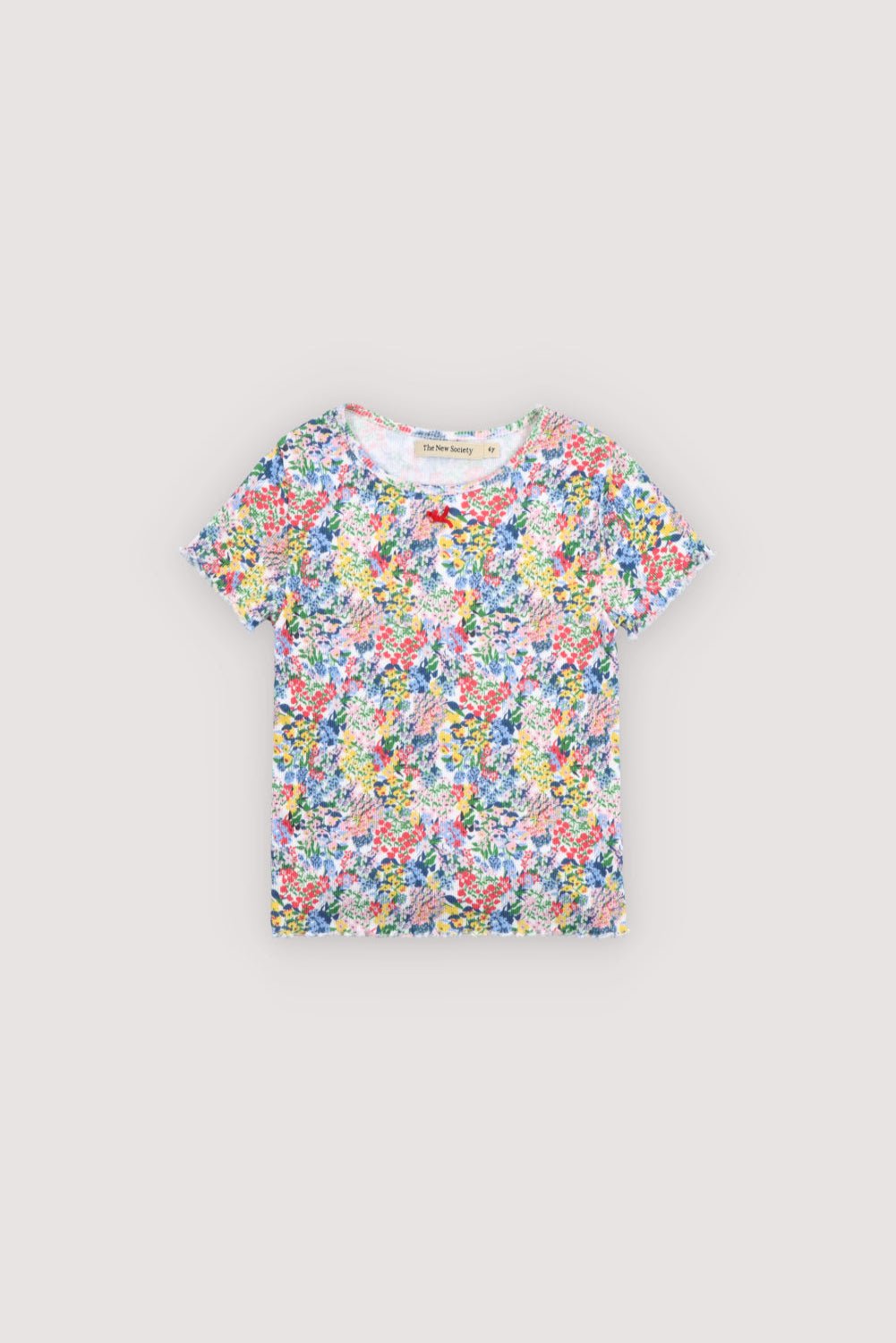 T-Shirt aus feiner, weicher Ripp-Baumwolle mit wunderschönem Blumendruck, rundem Ausschnitt und zarten Baby-Overlocks an Bündchen und Saum.