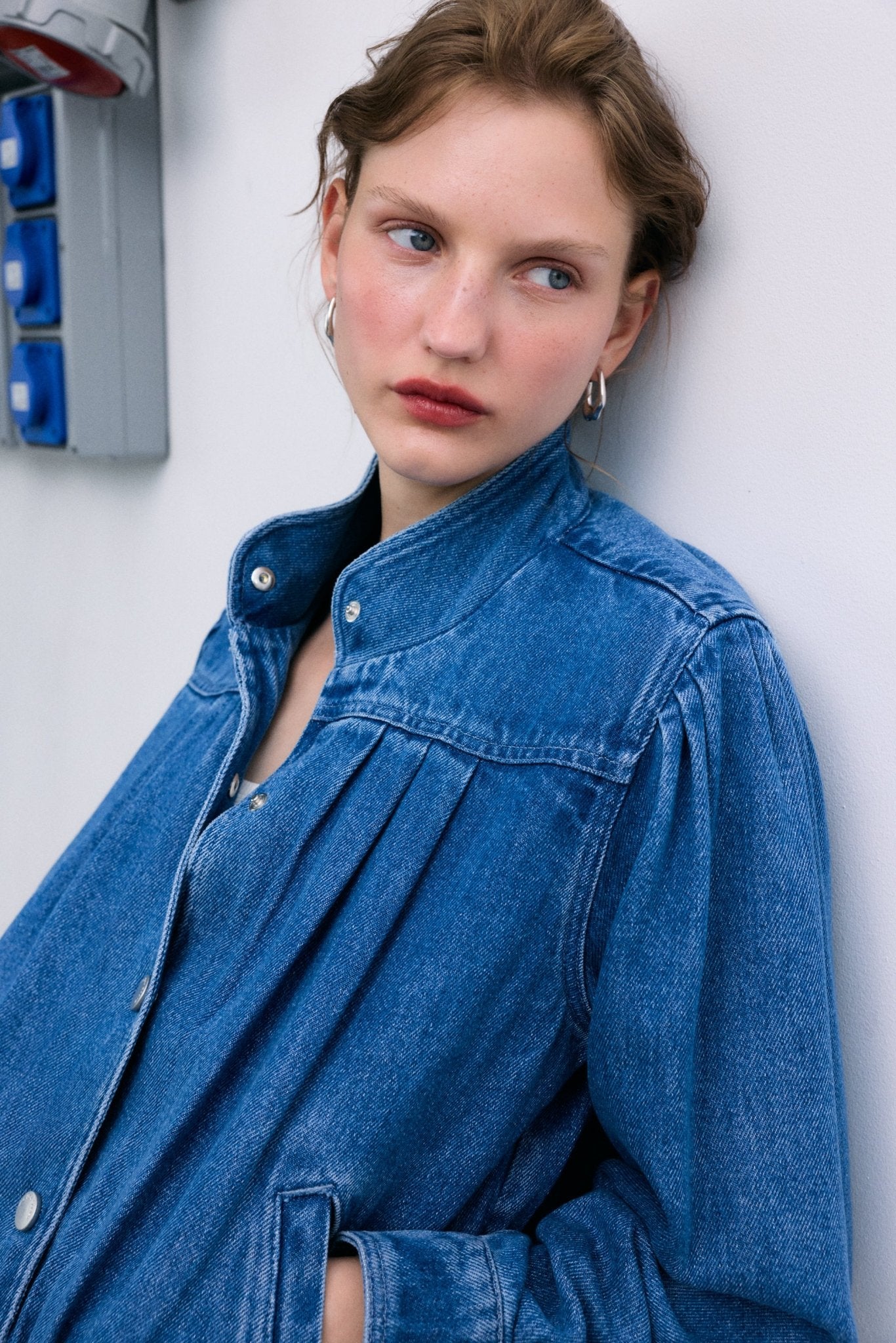 Crafted from 100% Tencel, this lightweight denim jacket combines effortless style with everyday comfort.