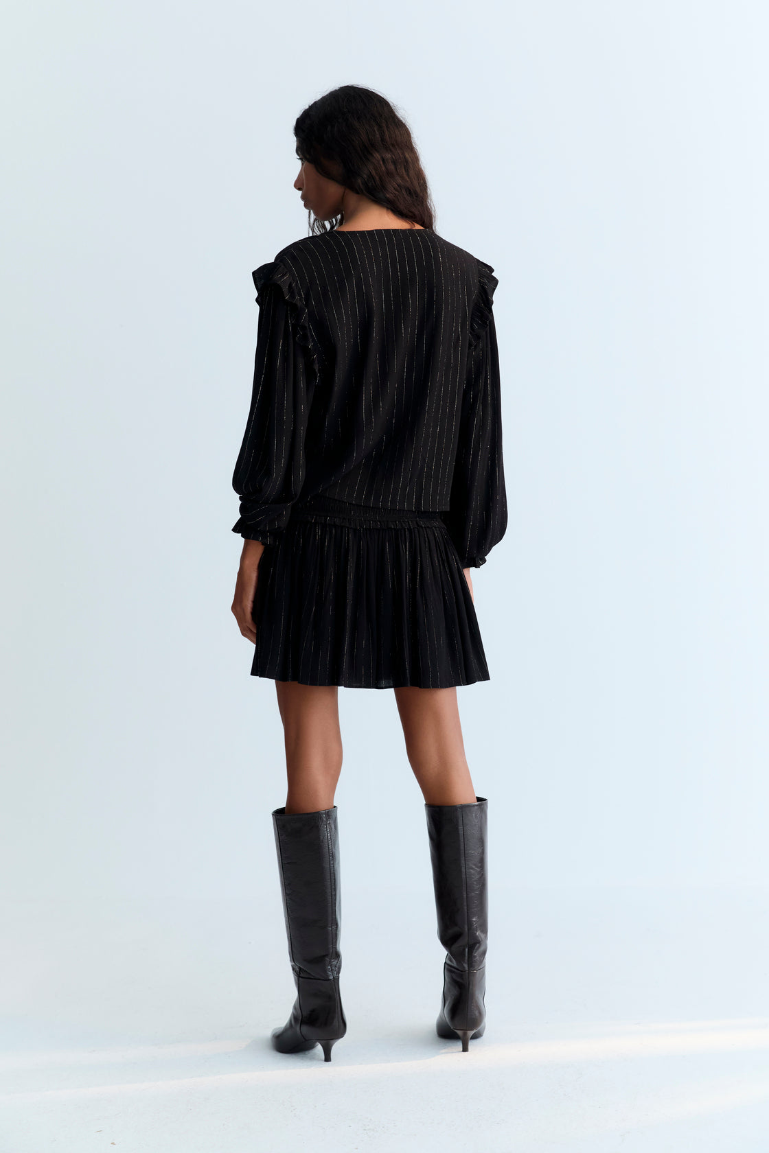 the new society lurex woman set