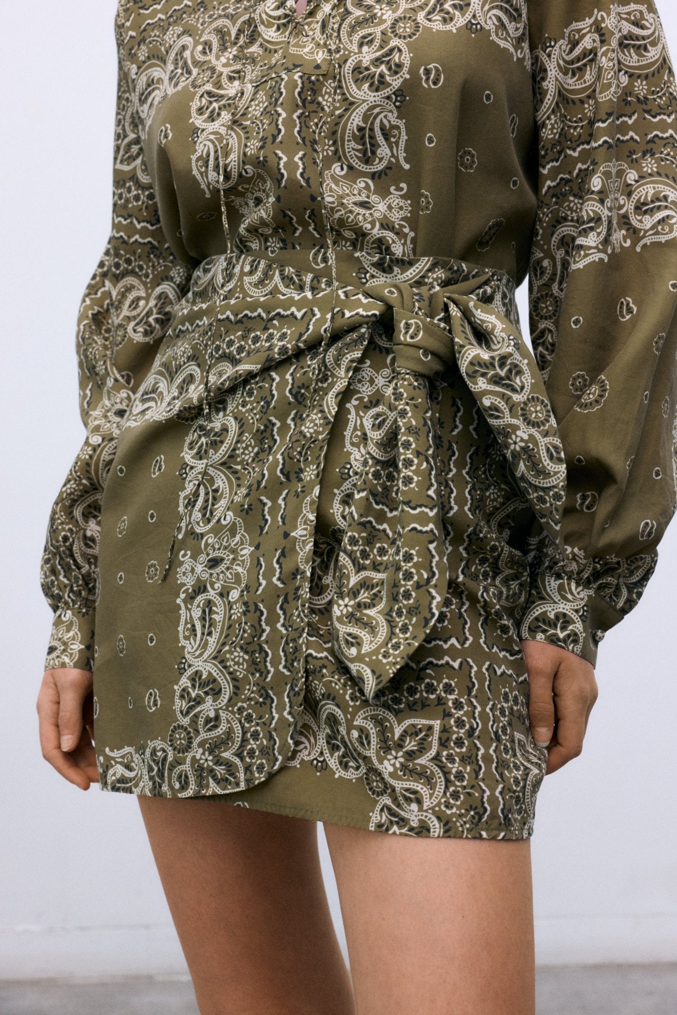 Waterlily Woman Skirt Bandana Print