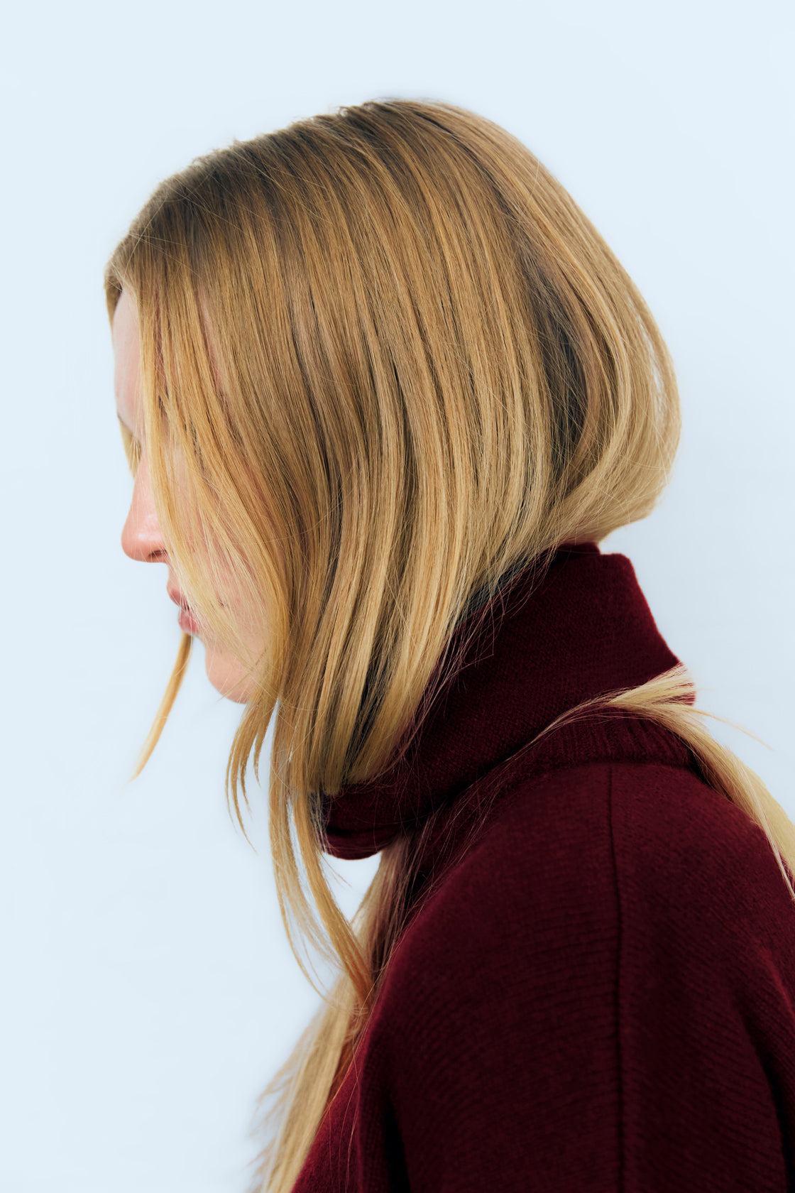 Long ribbed cashmere scarf, paired with the matching beanie.