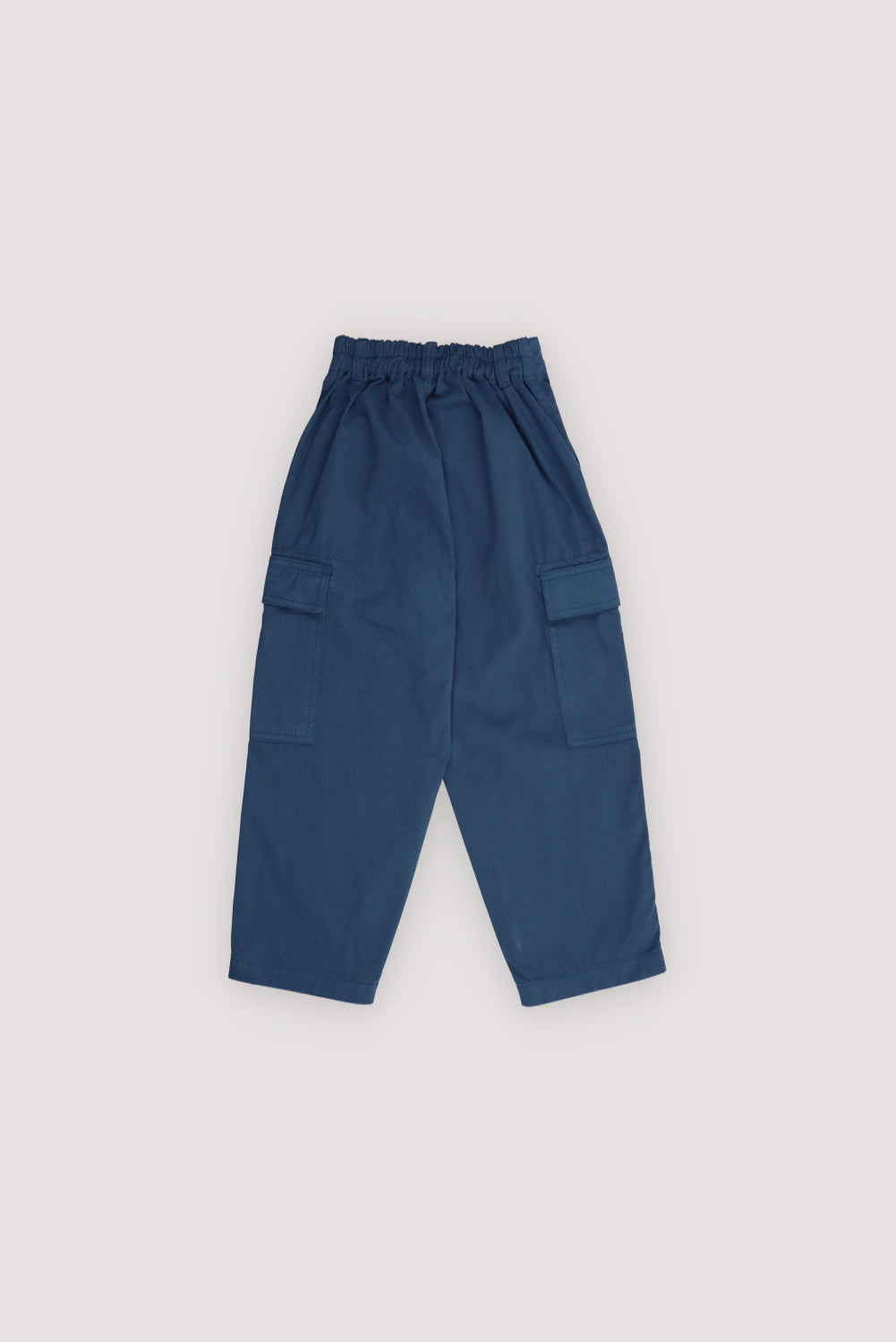 Designed with side pockets, an adjustable waistband with a hidden button, and elastic at the back for added comfort and flexibility.