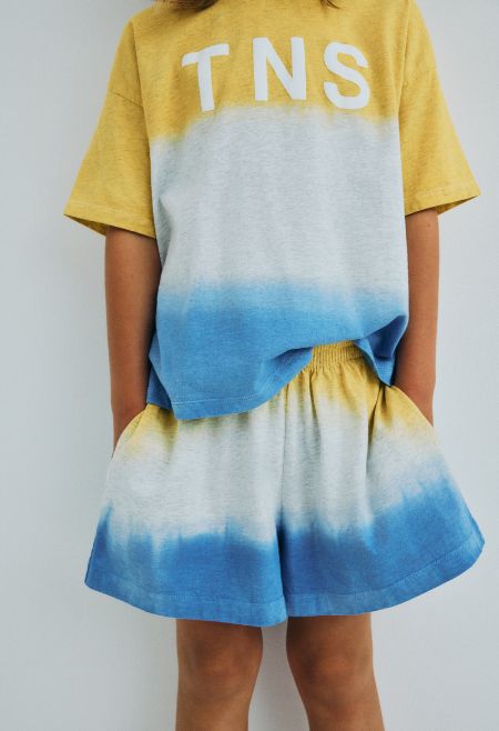 Melange cotton jersey shorts with a bicolor tie dye effect, designed for a soft and comfortable fit.