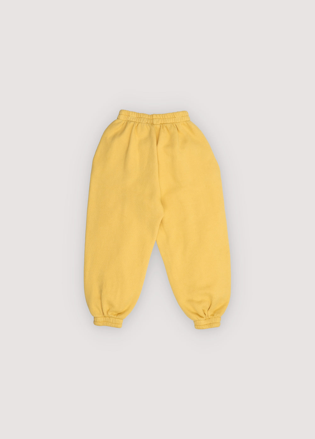 Miguel Jogging Eternal Ochre_Sampling