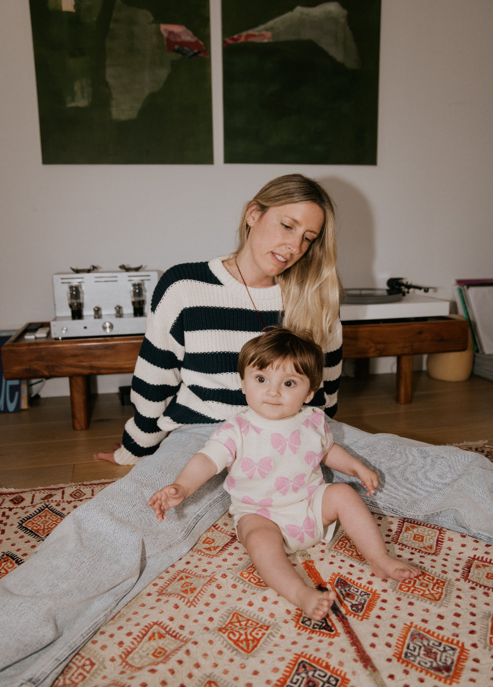 Jersey para bebé de uno de nuestros conjuntos más vendidos, confeccionado en fino punto de algodón.