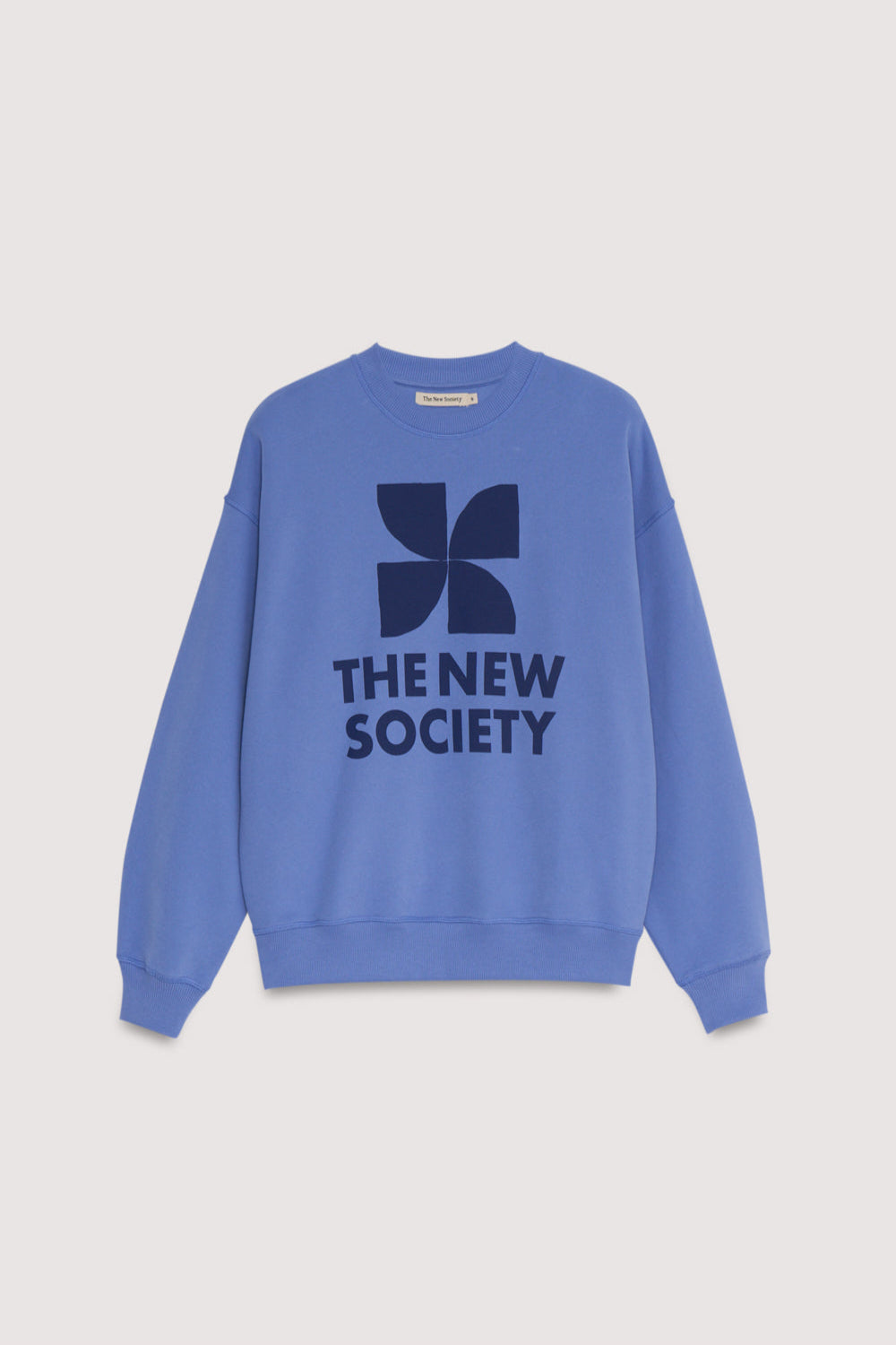 Our classic sweatshirt with a contrasting logo print on the front. Brushed on the inside and outside.