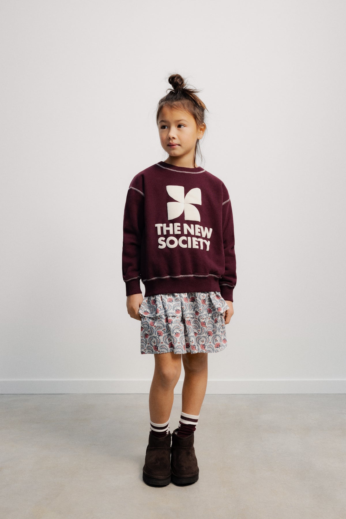 TNS Logo Sweatshirt Weinprobe
