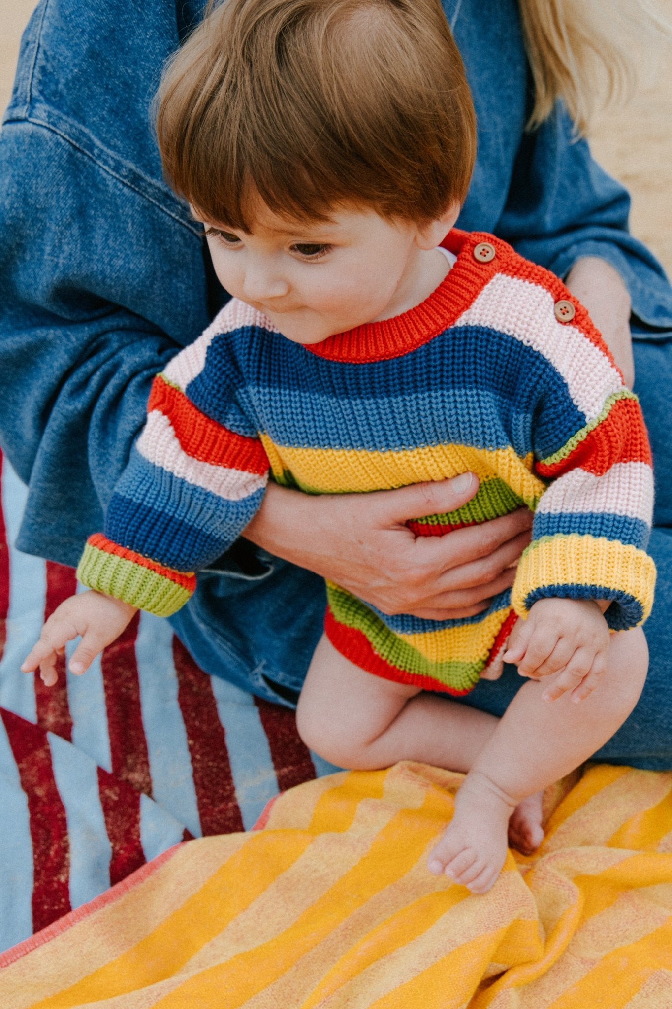 Babypullover aus 100 % Bio-Baumwolle in unserem klassischen, leichten Strick, perfekt für den Sommer