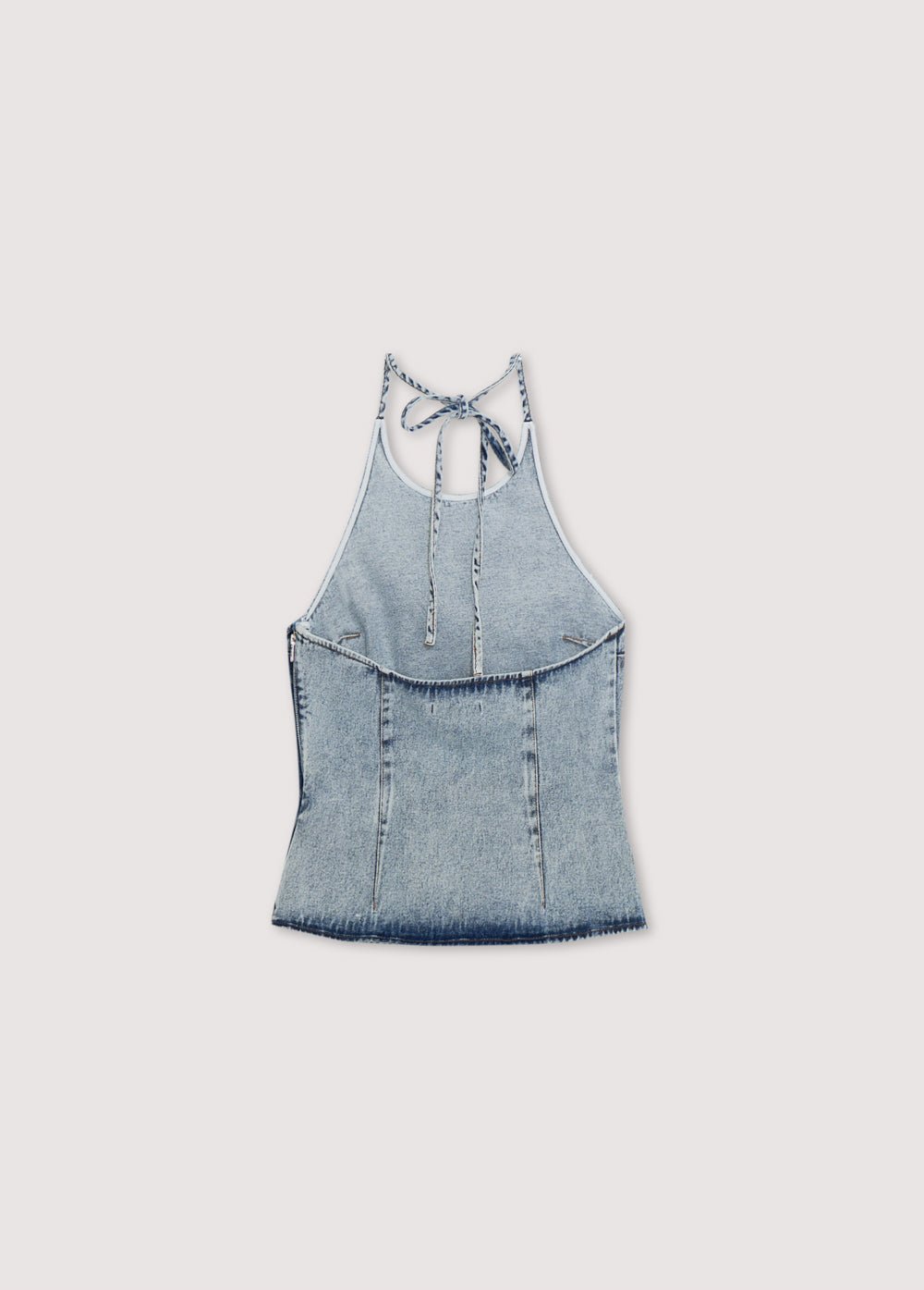  100% 면 데님 원단으로 제작된 Chios 여성 탑, 홀터넥 탑, 가슴 다트, 꼭 맞는 허리, 측면 지퍼. 봄 여름 컬렉션. The New Society.