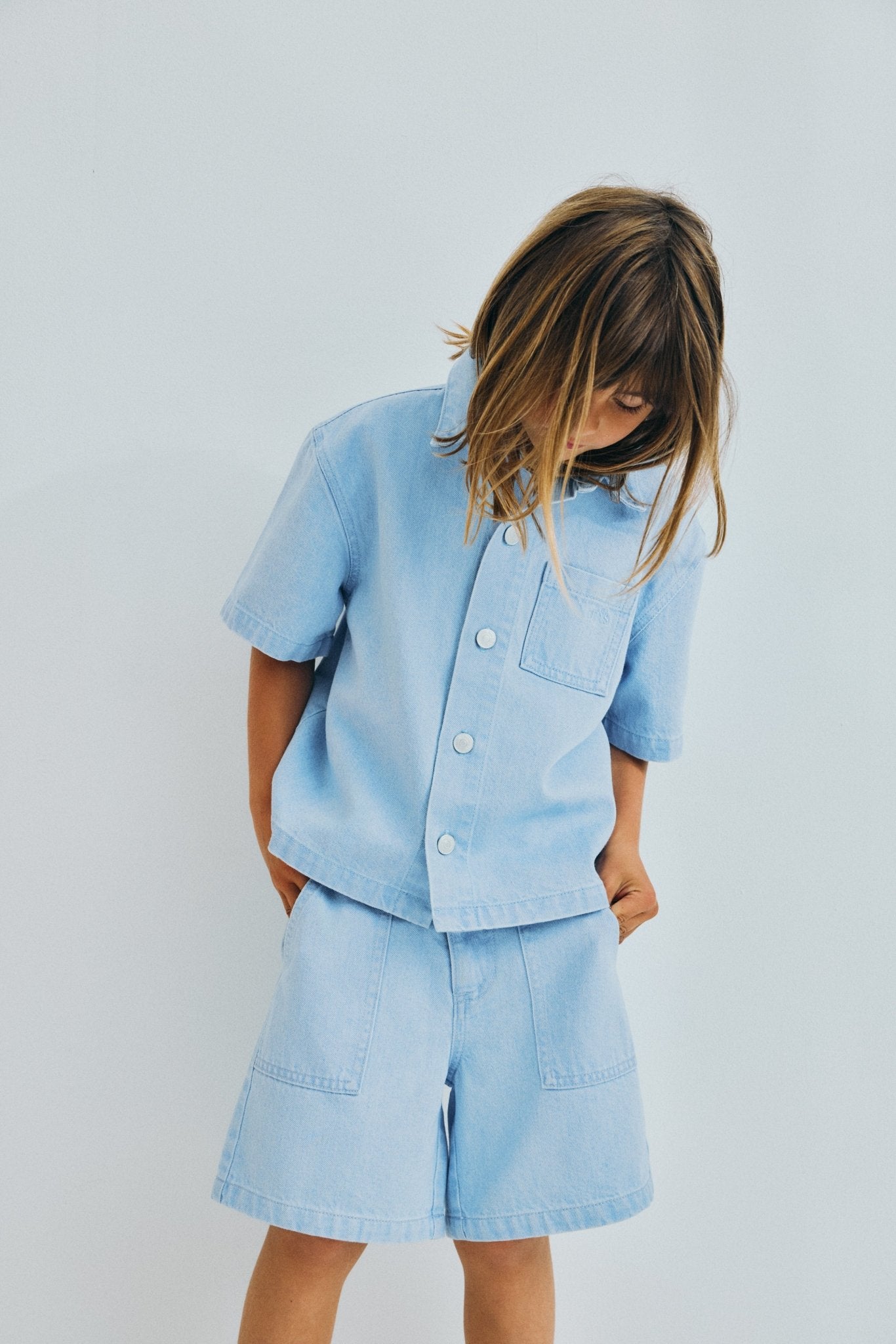 Ingwer-Hemd aus hellem Denim