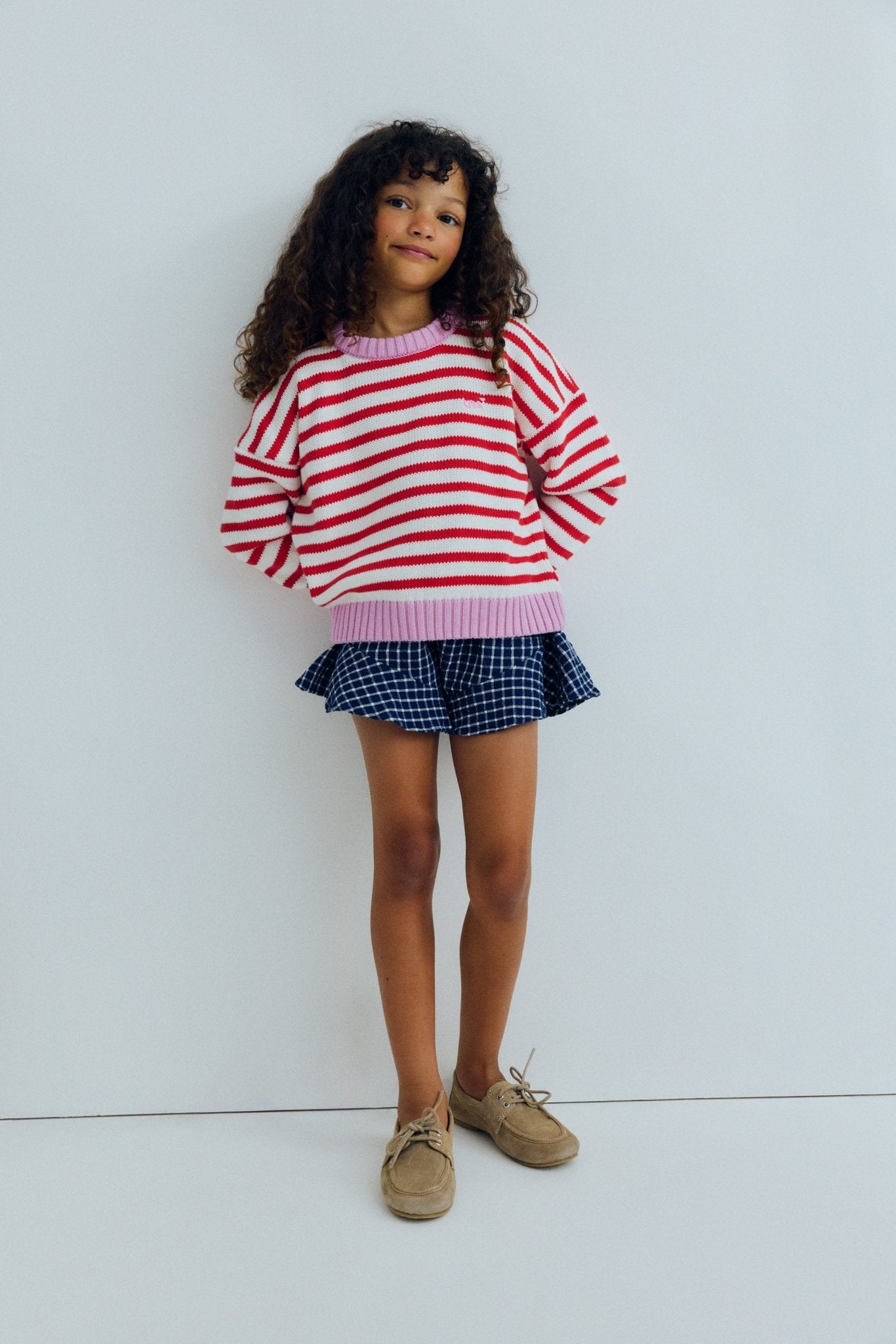 Ringelblumenpullover, Tulpenrot und rosa Lavanderstreifen