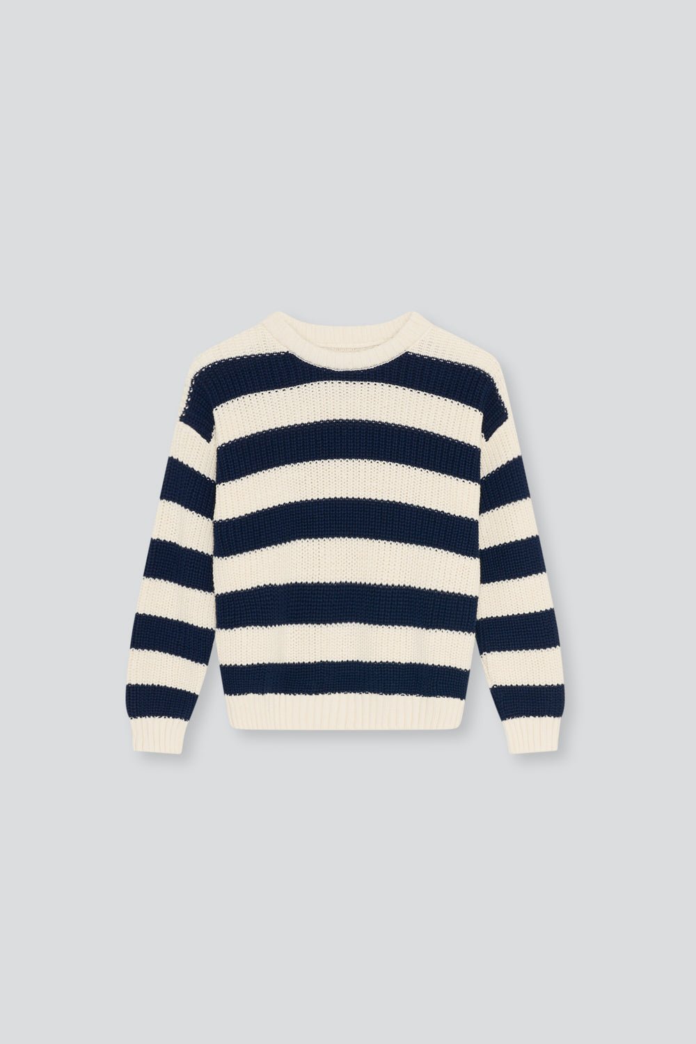 Notre pull classique à rayures bicolores en tricot de coton côtelé, avec des finitions côtelées à l'encolure, aux manches et à l'ourlet pour une coupe confortable et raffinée.