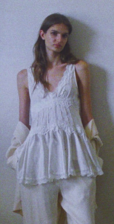 Online exclusive product. A special edition you’ll only find here.

Ammi Woman Tunic – The New Society

A relaxed yet sophisticated tunic designed to bring effortless elegance to everyday wear