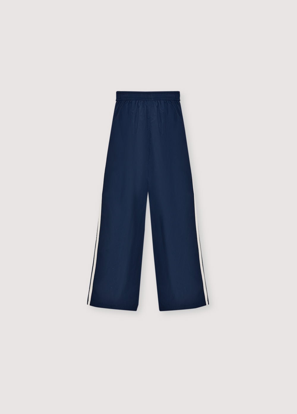 A new season essential and proven bestseller, these joggers are crafted from 100% technical fabric with a wide fit for maximum comfort
