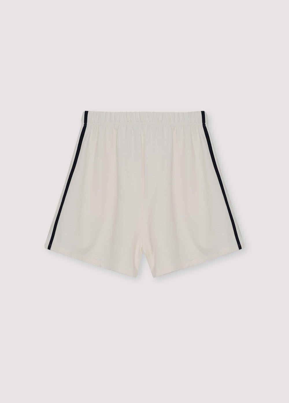 Women’s long fit shorts in soft cotton fleece, designed for comfort and an easy everyday style