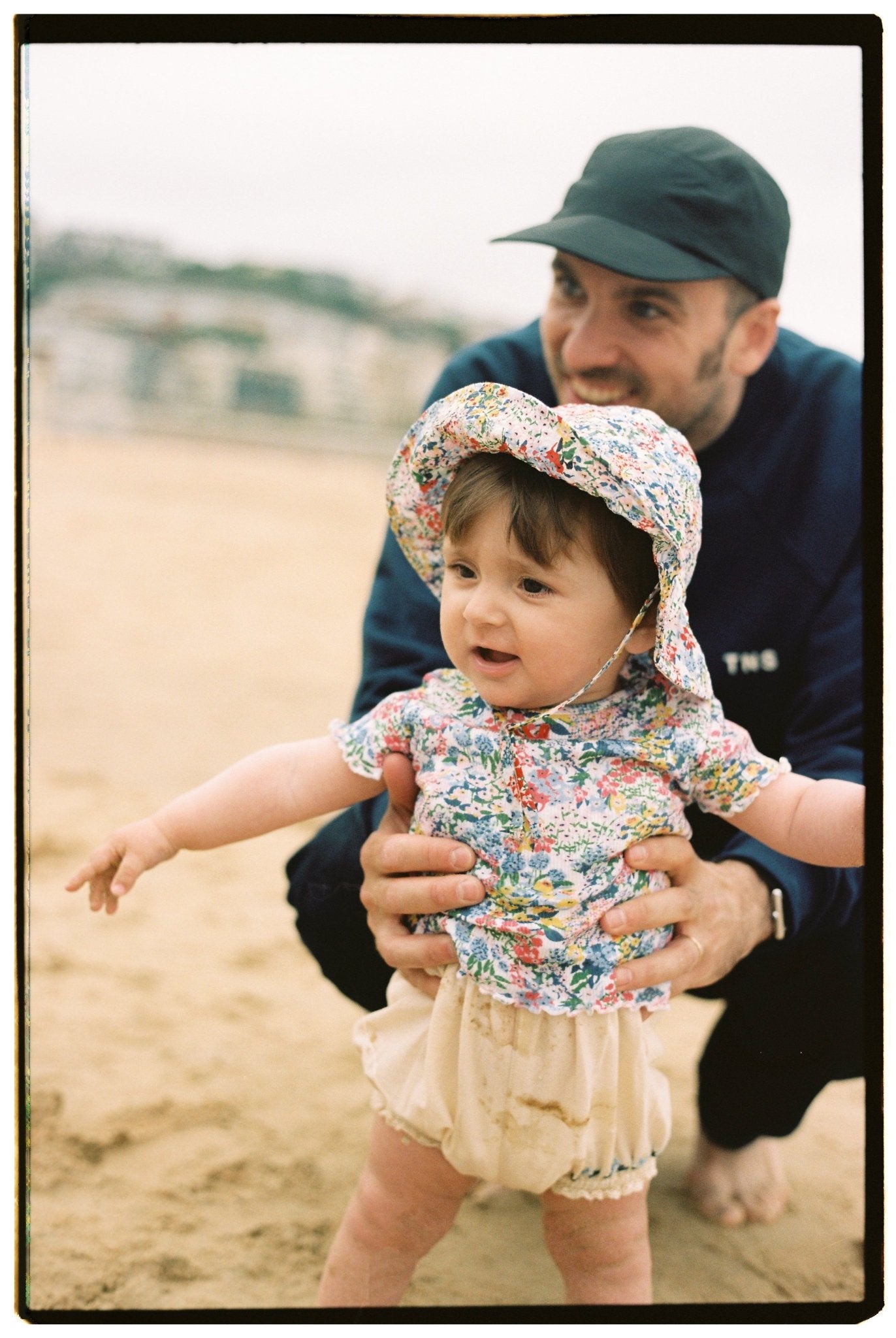 TNS Rib Baby T-Shirt mit Verbena-Print